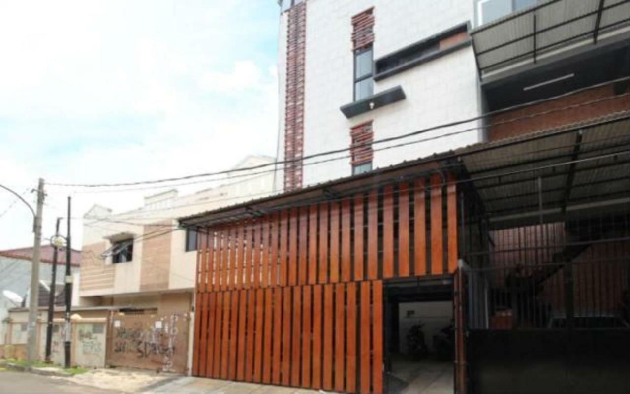 Kamar Keluarga Duri Kosambi Hotel Jakarta Luaran gambar