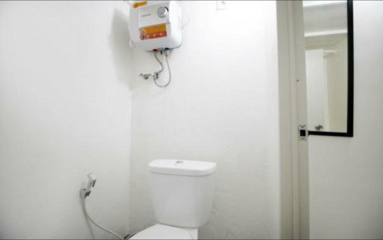 Kamar Keluarga Duri Kosambi Hotel Jakarta Luaran gambar
